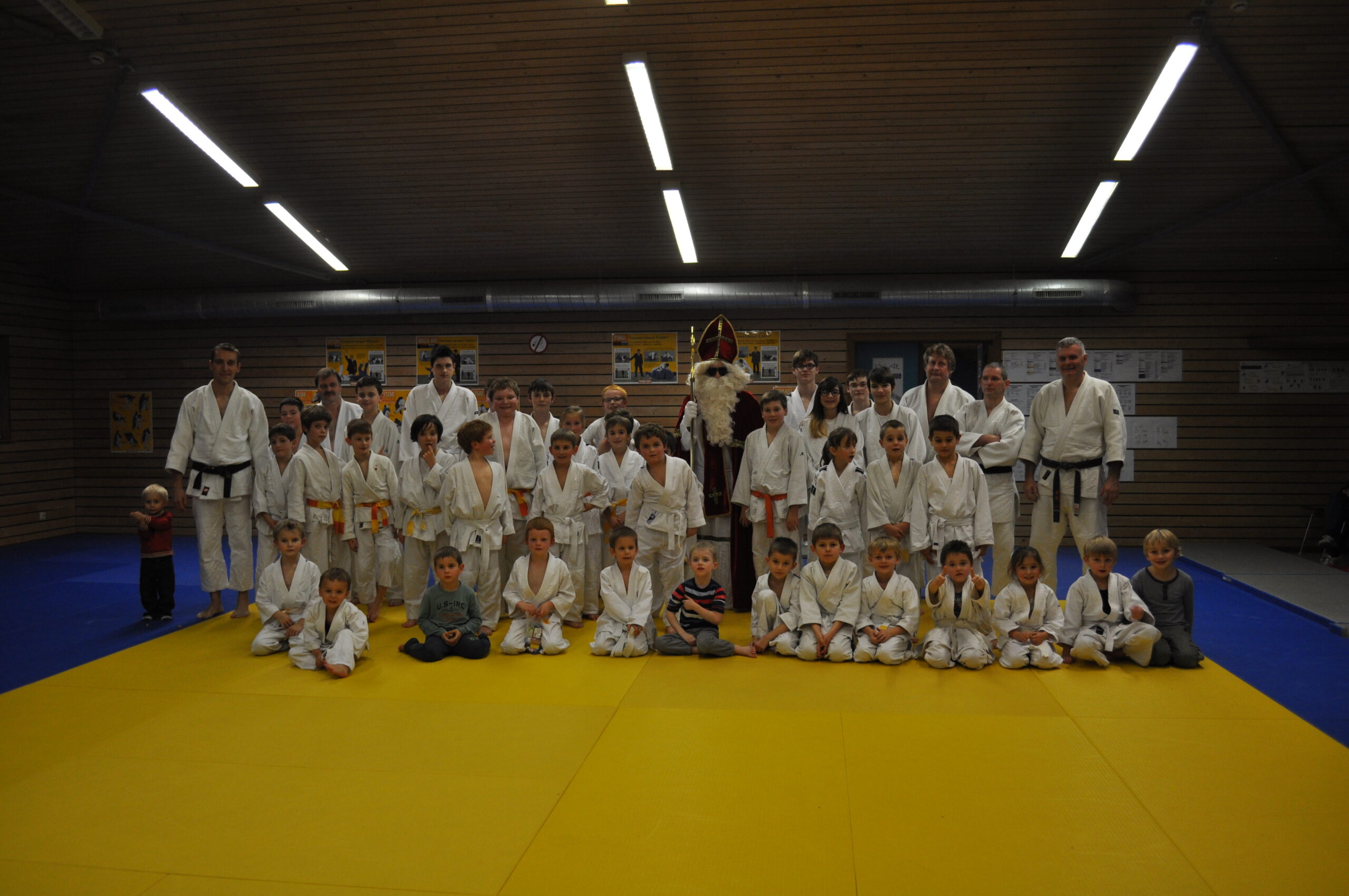 //media/jw_sigpro/users/0000001062/photo judo club habay/st-nicolas 130